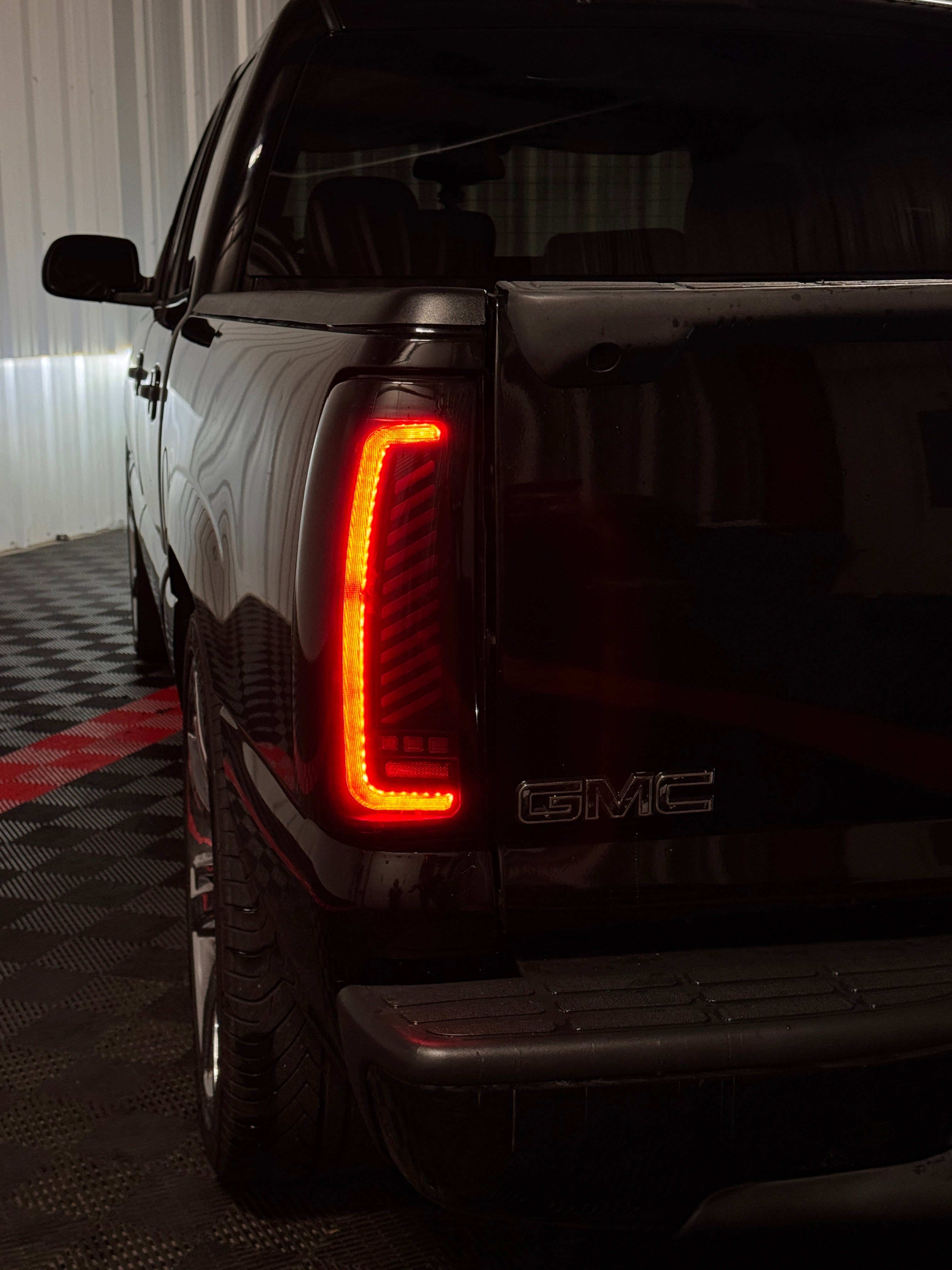 Animated Sequential LED Tail Lights for 1999-2002 Chevy Silverado & 1999-2006 GMC Sierra Plug & Play-10