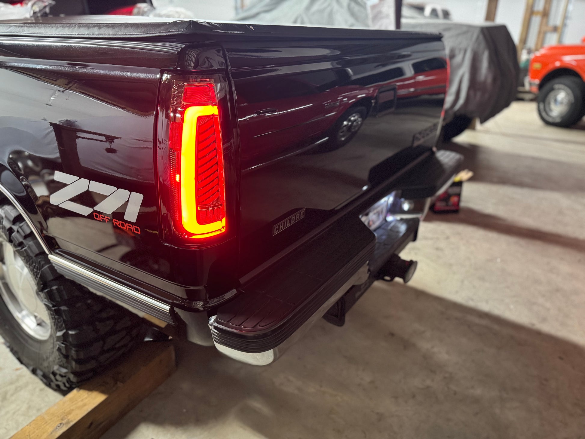 Animated Sequential Smoked LED Tail Lights for 1988-1998 Chevy GMC C/K Sierra, 92-99 Suburban Yukon, 95-99 Tahoe,Blazer,Cadillac Escalade Plug & Play-9