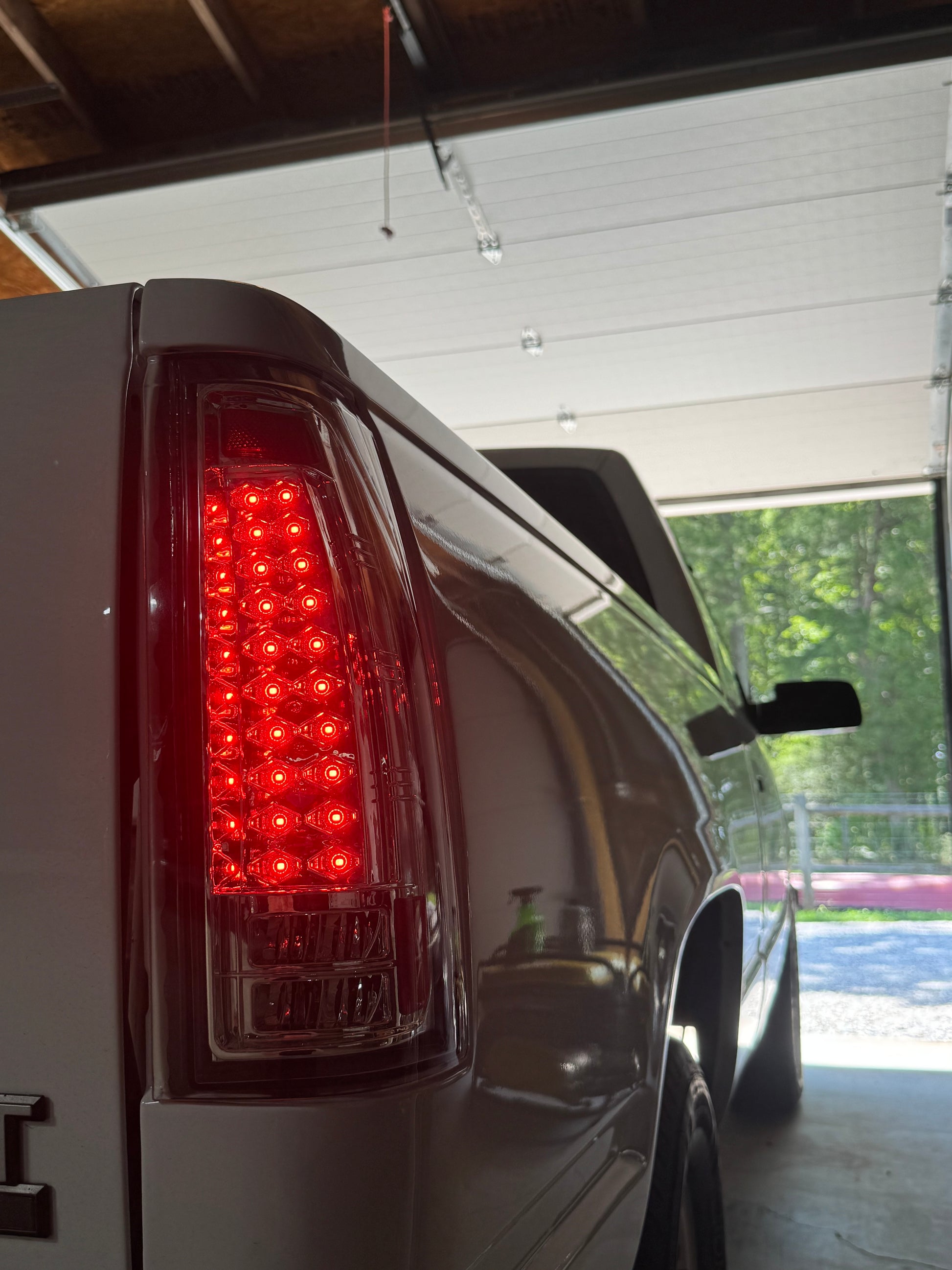 LED Tail Lights with Clear Lens for 1988-1998 Chevy GMC C/K Sierra, 92-99 Suburban Yukon, 95-99 Tahoe,Blazer,Cadillac Escalade Plug & Play-9