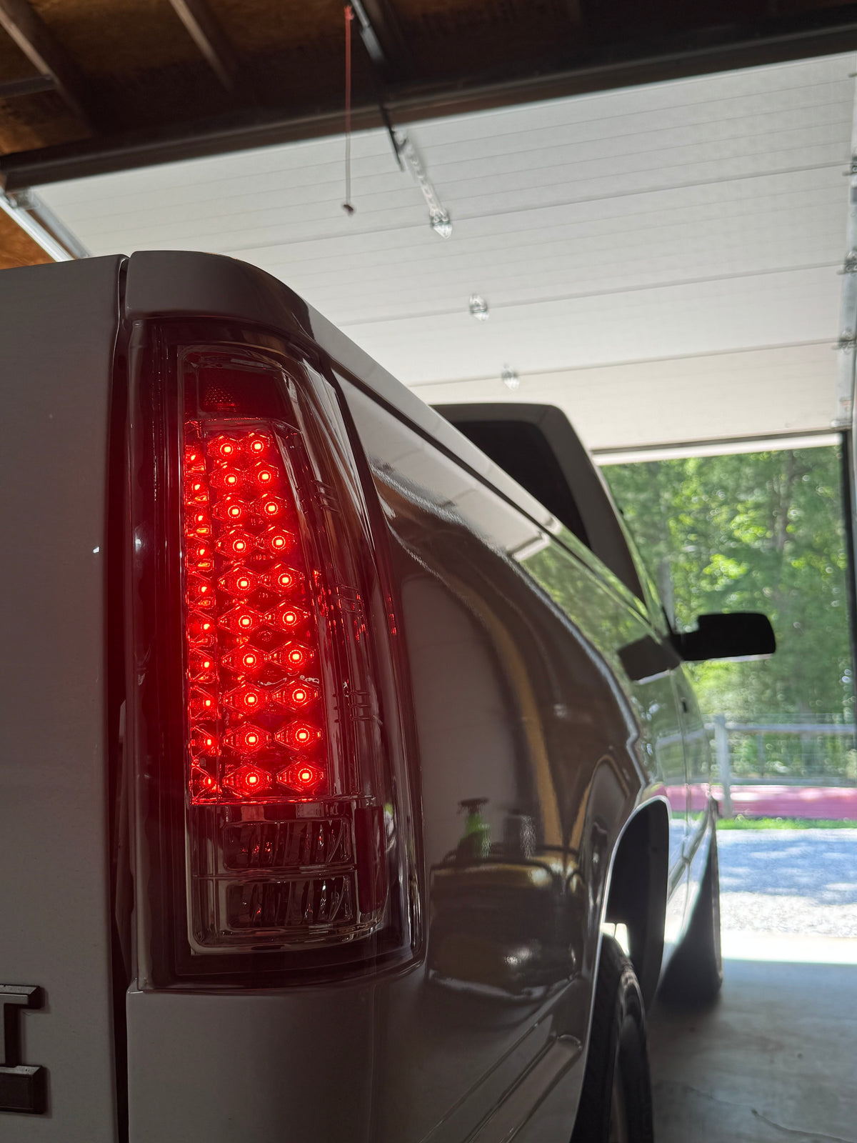 LED Tail Lights with Clear Lens for 1988-1998 Chevy GMC C/K Sierra, 92-99 Suburban Yukon, 95-99 Tahoe,Blazer,Cadillac Escalade Plug & Play-9